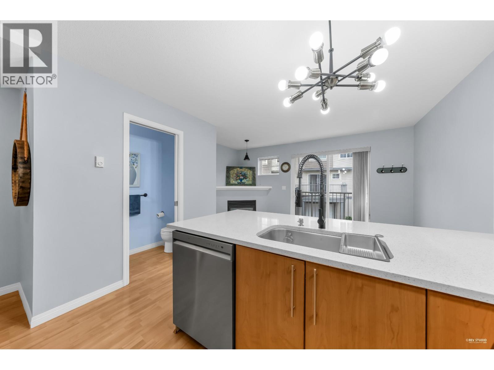 3306 Noel Drive, Burnaby, British Columbia  V3J 1J8 - Photo 18 - R3098028