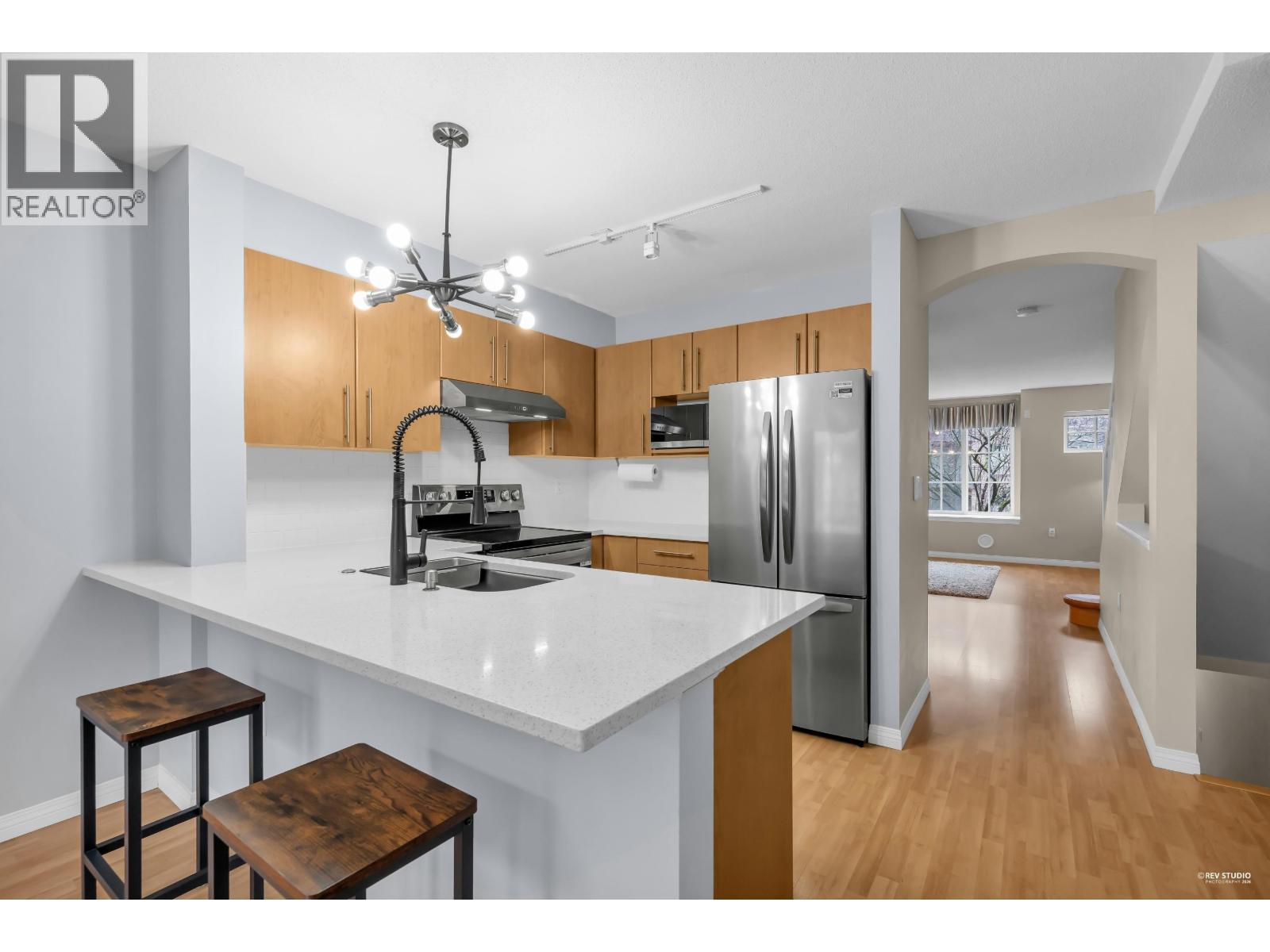 3306 Noel Drive, Burnaby, British Columbia  V3J 1J8 - Photo 19 - R3098028