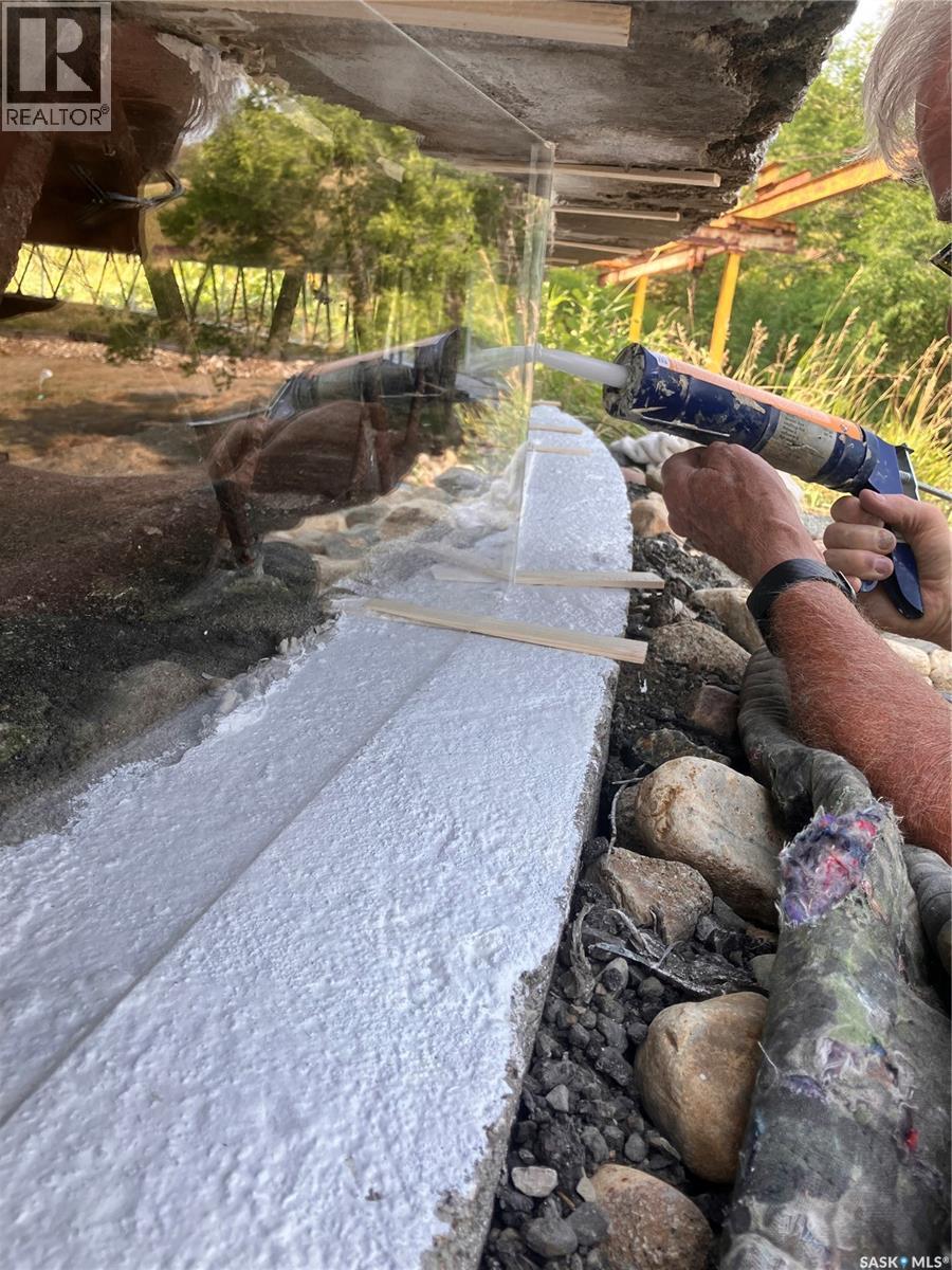 80 8th Avenue, Lumsden, Saskatchewan  S0G 3C0 - Photo 14 - SK030116