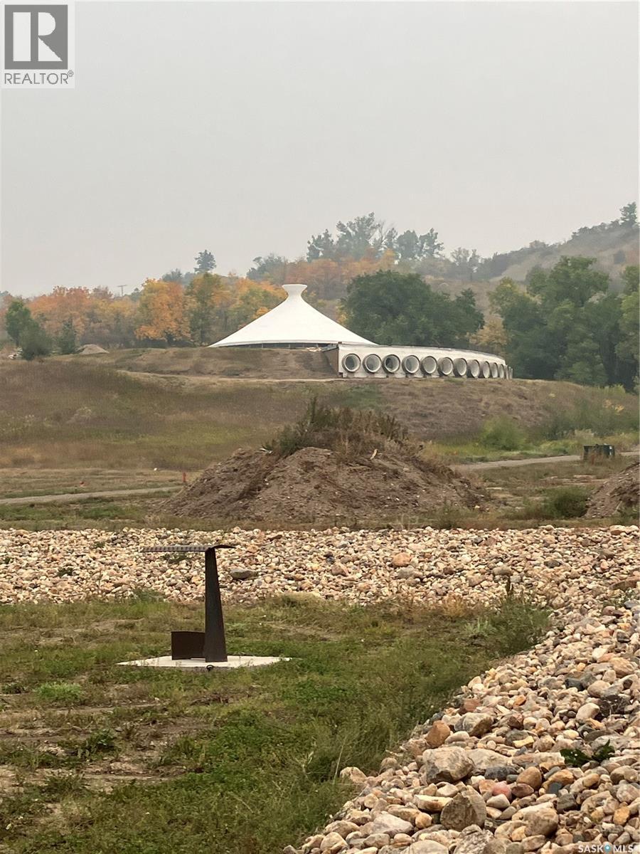 80 8th Avenue, Lumsden, Saskatchewan  S0G 3C0 - Photo 17 - SK030116