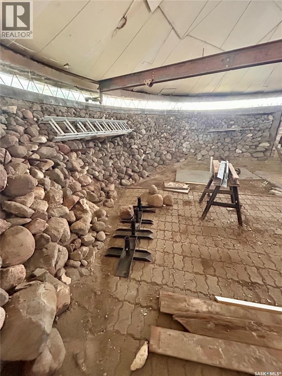 80 8th Avenue, Lumsden, Saskatchewan  S0G 3C0 - Photo 8 - SK030116