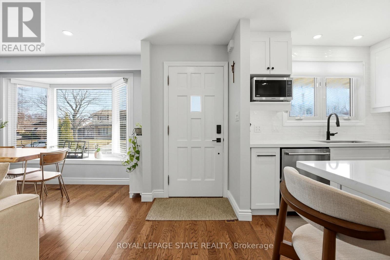 48 Champlain Avenue, Hamilton, Ontario  L8G 2H7 - Photo 6 - X12867804