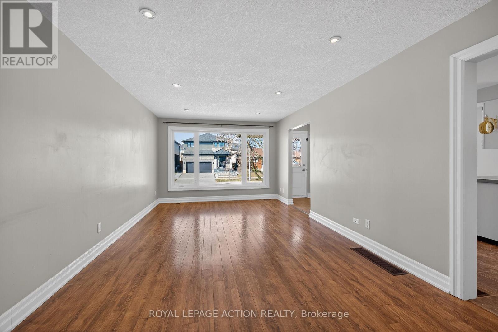 19 Cumberland Street, Brantford, Ontario  N3S 7J6 - Photo 12 - X12867852