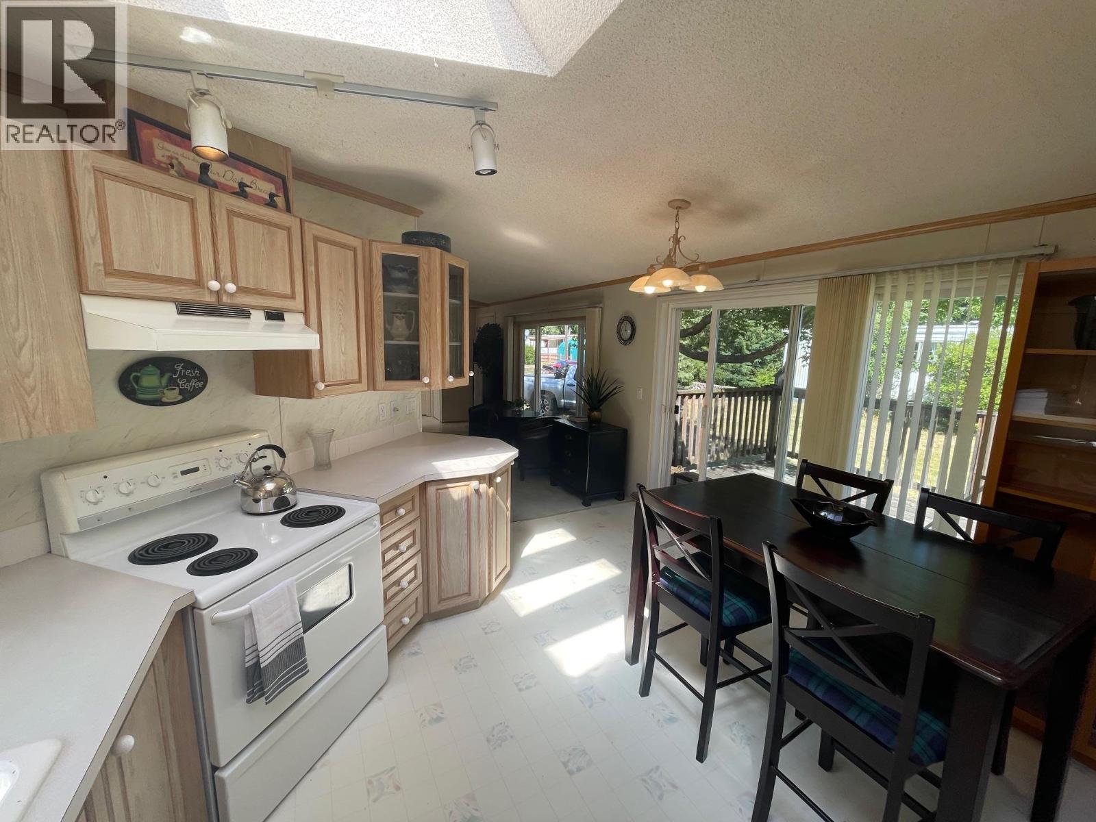 690 Copper Avenue N, Greenwood, British Columbia  V0H 1J0 - Photo 13 - 10378745