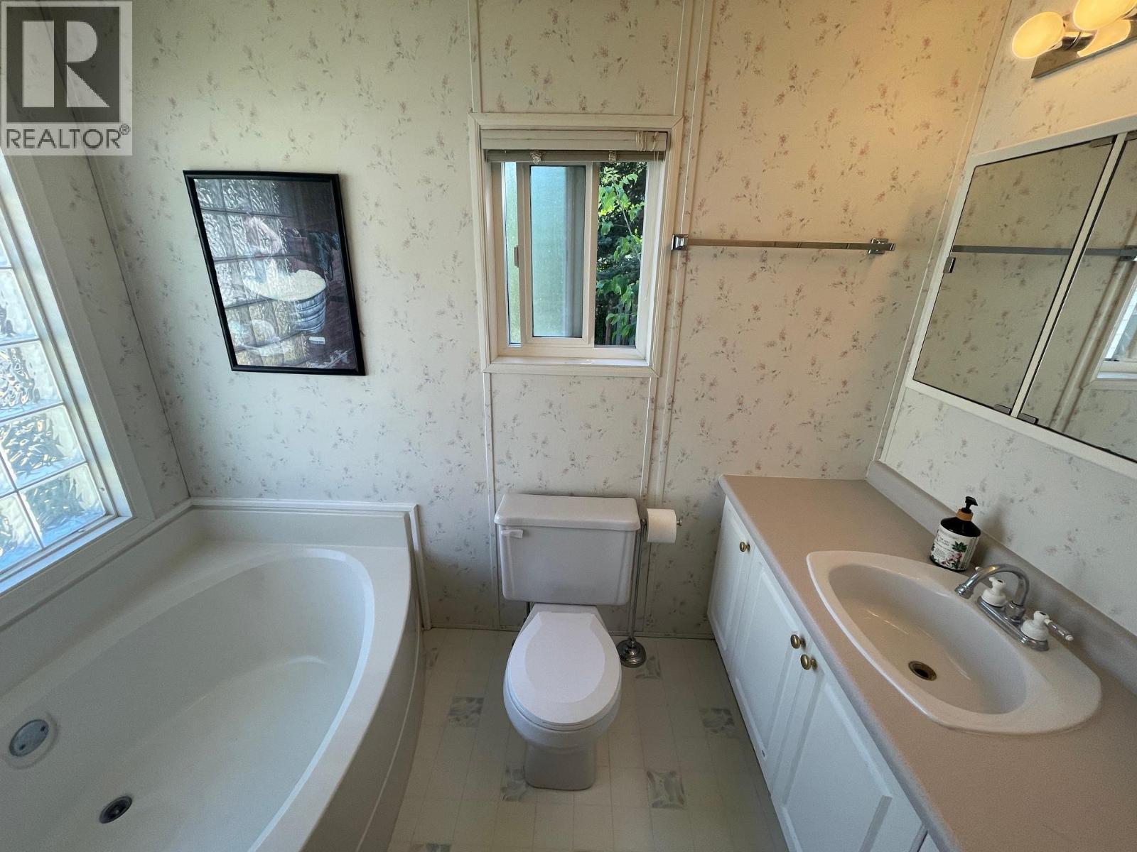 690 Copper Avenue N, Greenwood, British Columbia  V0H 1J0 - Photo 20 - 10378745