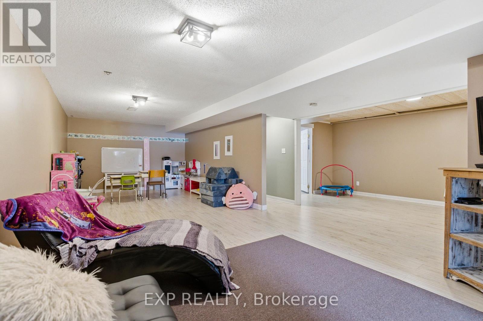 2174 Lemery Street, Clarence-Rockland, Ontario  K0A 1E0 - Photo 25 - X12853532