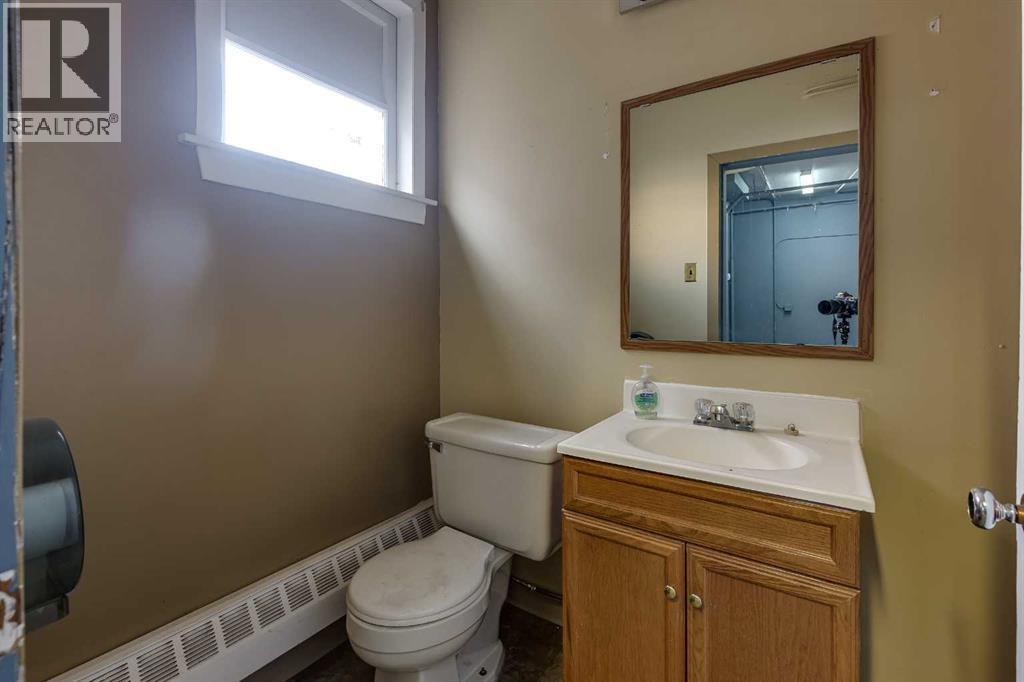 5101 50 Avenue, Red Deer, Alberta  T4N 4B3 - Photo 22 - A2257327