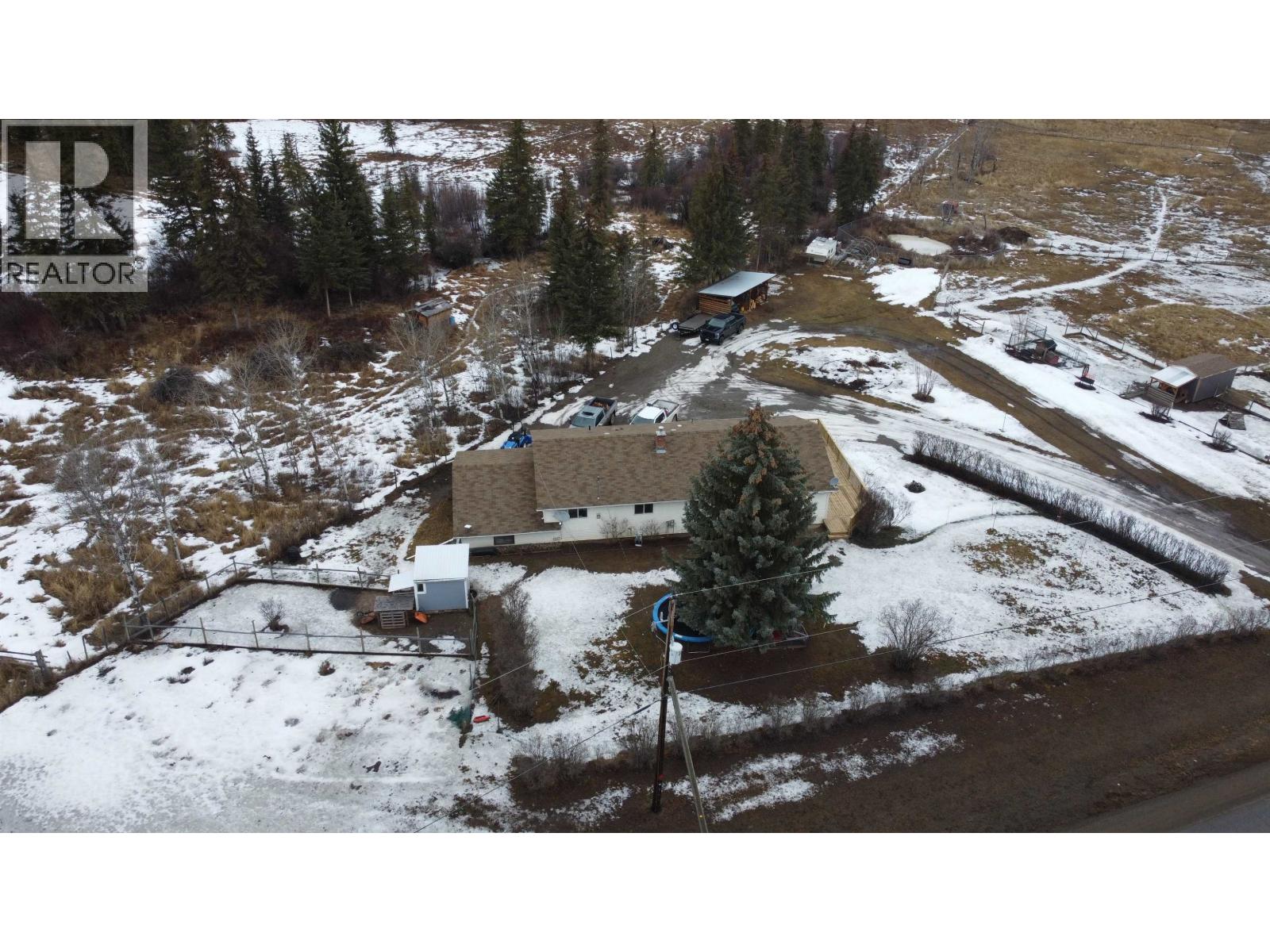 2686 Dog Creek Road, Williams Lake, British Columbia  V2G 4W8 - Photo 7 - R3098017