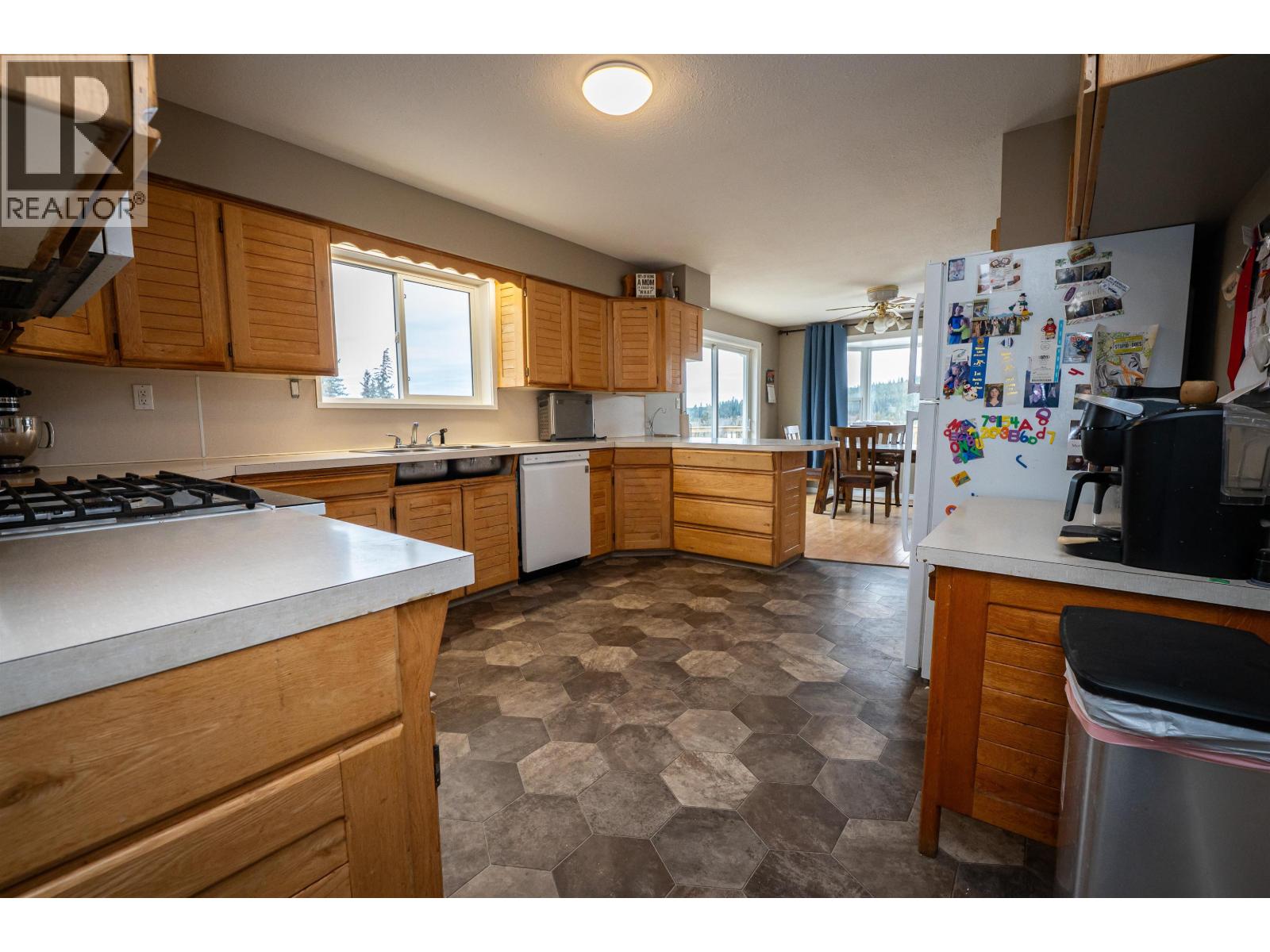 2686 Dog Creek Road, Williams Lake, British Columbia  V2G 4W8 - Photo 9 - R3098017