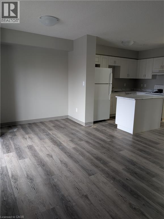 736 Old Albert Street Unit# 214, Waterloo, Ontario  N2L 6R4 - Photo 4 - 40807822