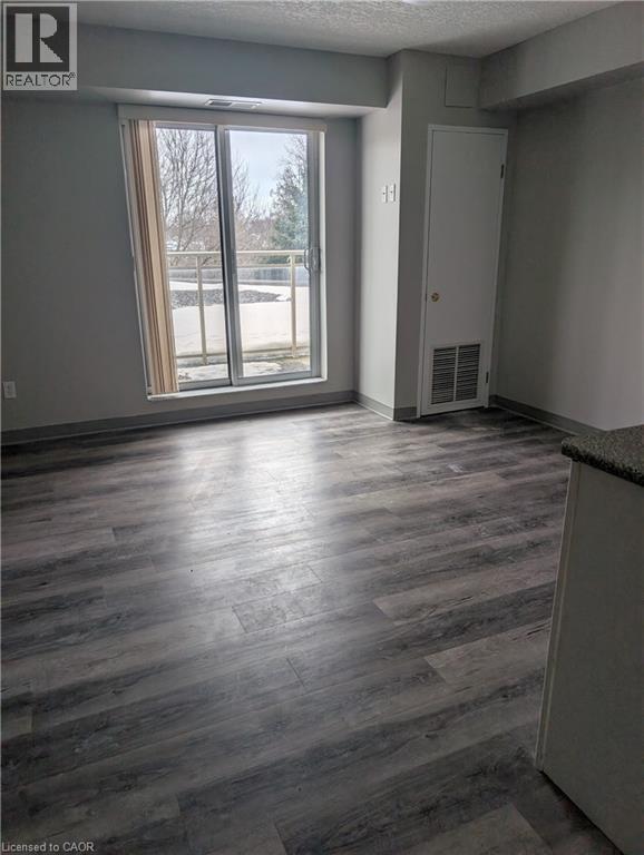 736 OLD ALBERT Street Unit# 214, Waterloo, Ontario