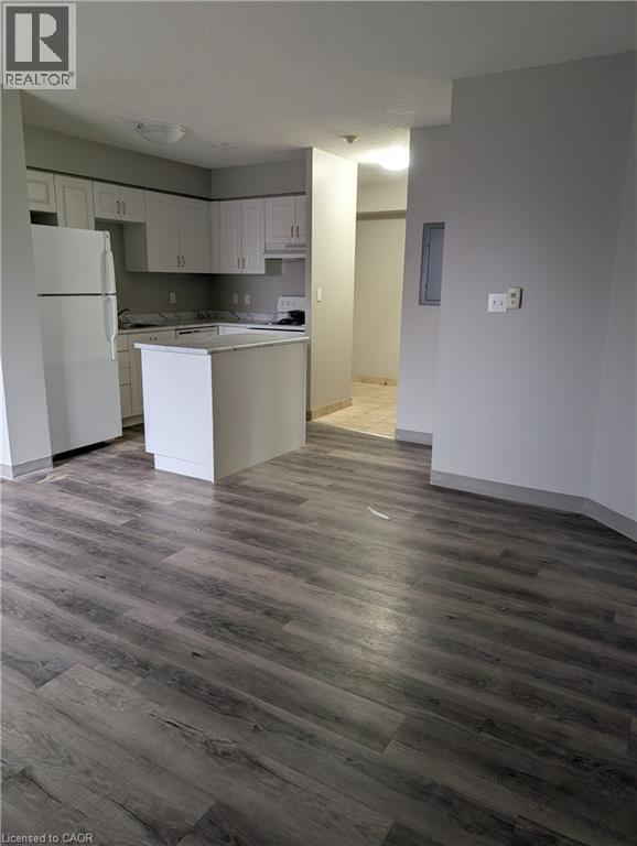 736 Old Albert Street Unit# 214, Waterloo, Ontario  N2L 6R4 - Photo 2 - 40807822