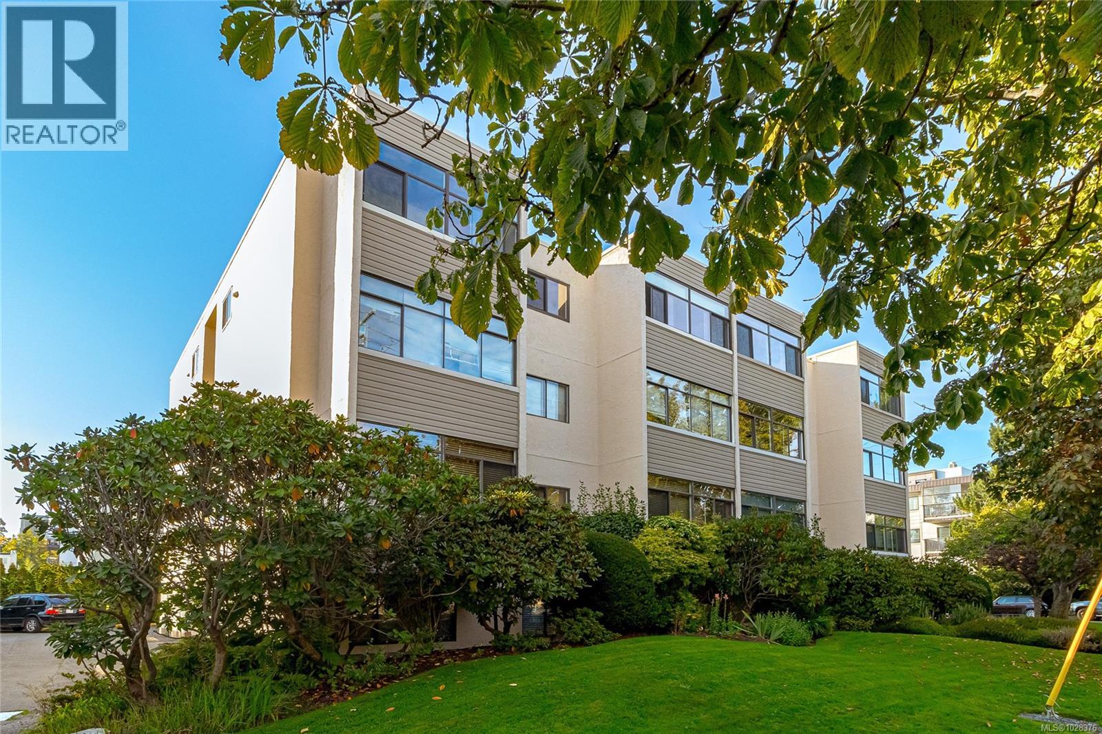 401 924 Cook St, Victoria, British Columbia