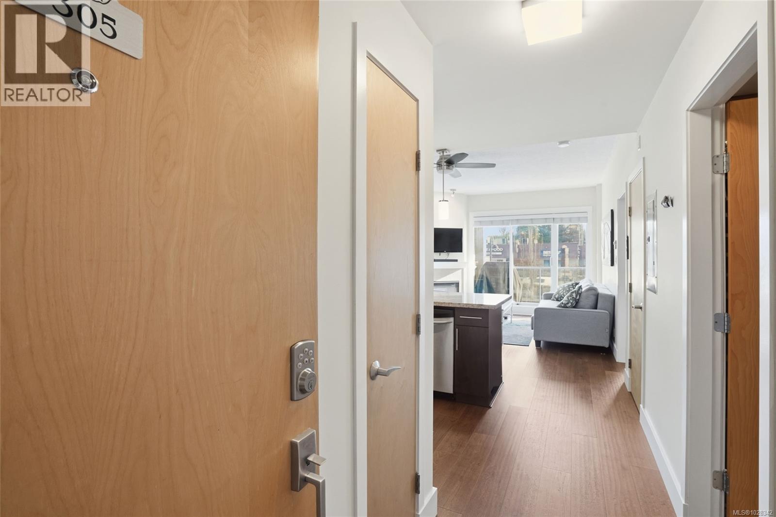 305 194 Beachside Dr, Parksville, British Columbia  V9P 0B1 - Photo 12 - 1028342