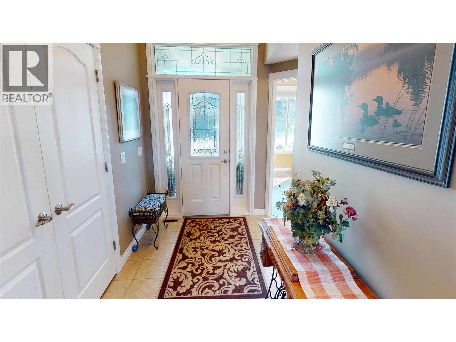 3045 Mt. Fisher Place, Cranbrook, British Columbia  V1C 0A8 - Photo 5 - 10378486