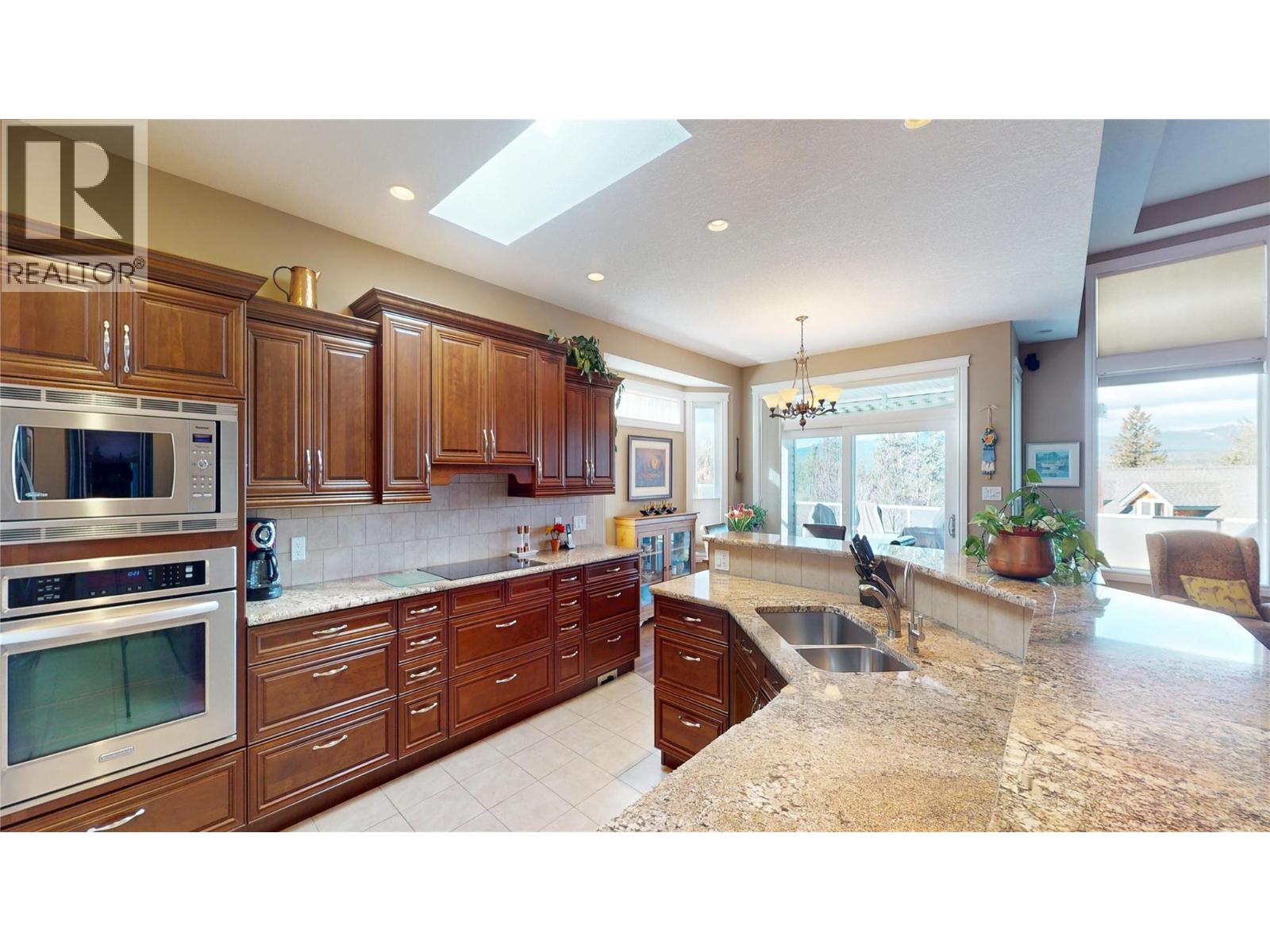 3045 Mt. Fisher Place, Cranbrook, British Columbia  V1C 0A8 - Photo 11 - 10378486