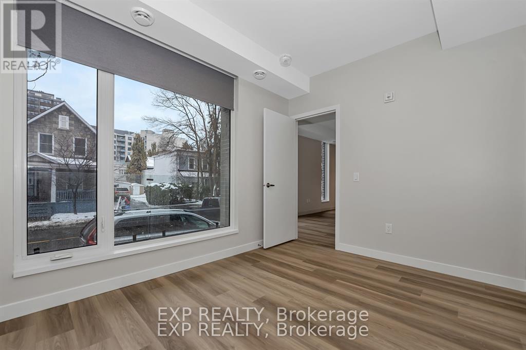 001 - 211 Armstrong Street, Ottawa, Ontario  K1Y 2W3 - Photo 12 - X12868026