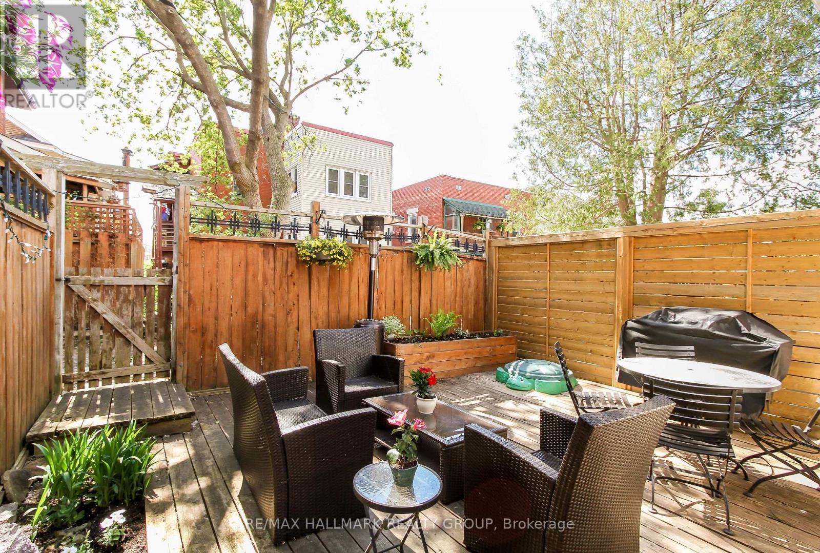 36 Rockwood Street, Ottawa, Ontario  K1N 8L7 - Photo 25 - X12868102