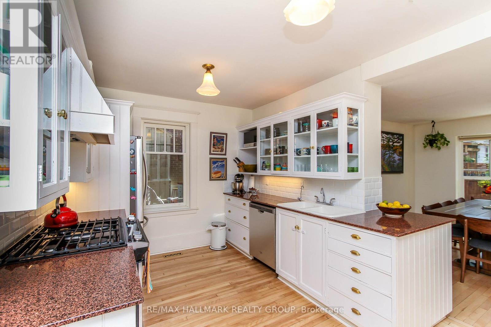 36 Rockwood Street, Ottawa, Ontario  K1N 8L7 - Photo 9 - X12868102