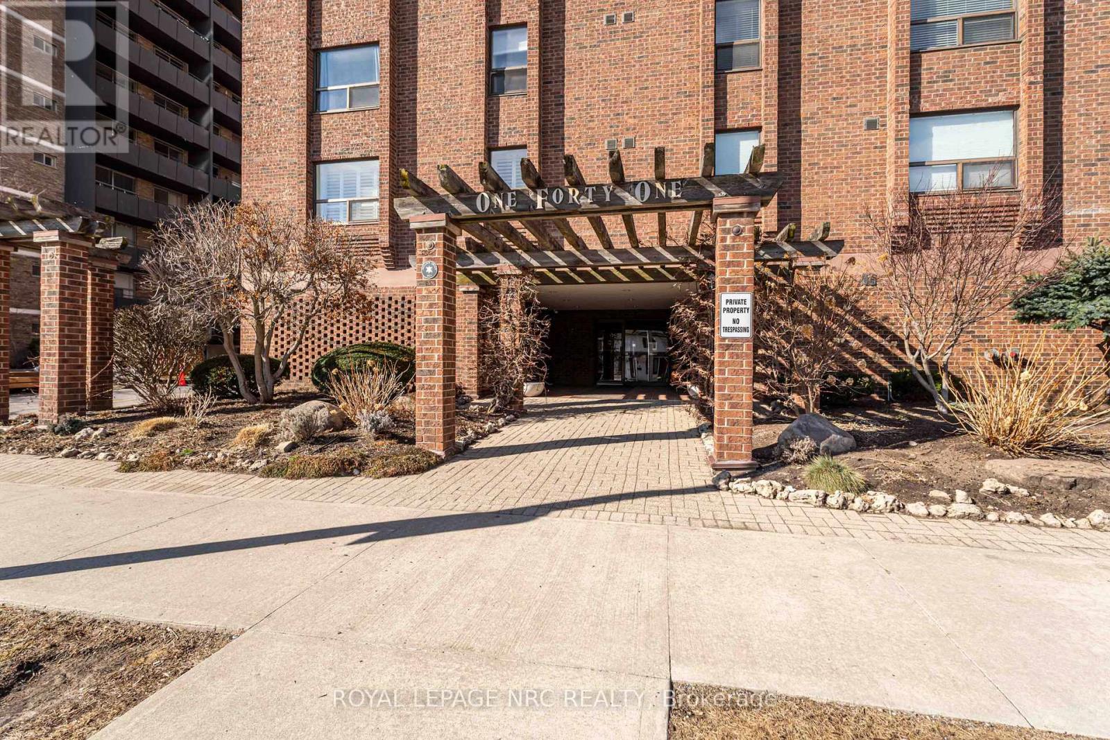 703 - 141 Church Street, St. Catharines, Ontario  L2R 7L7 - Photo 3 - X12867904