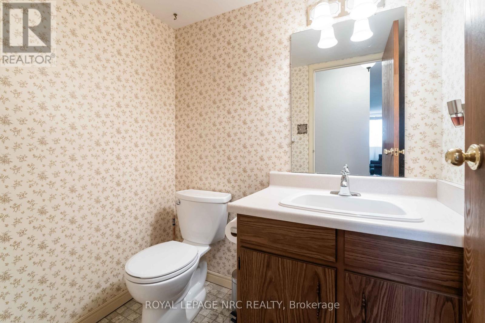 703 - 141 Church Street, St. Catharines, Ontario  L2R 7L7 - Photo 32 - X12867904