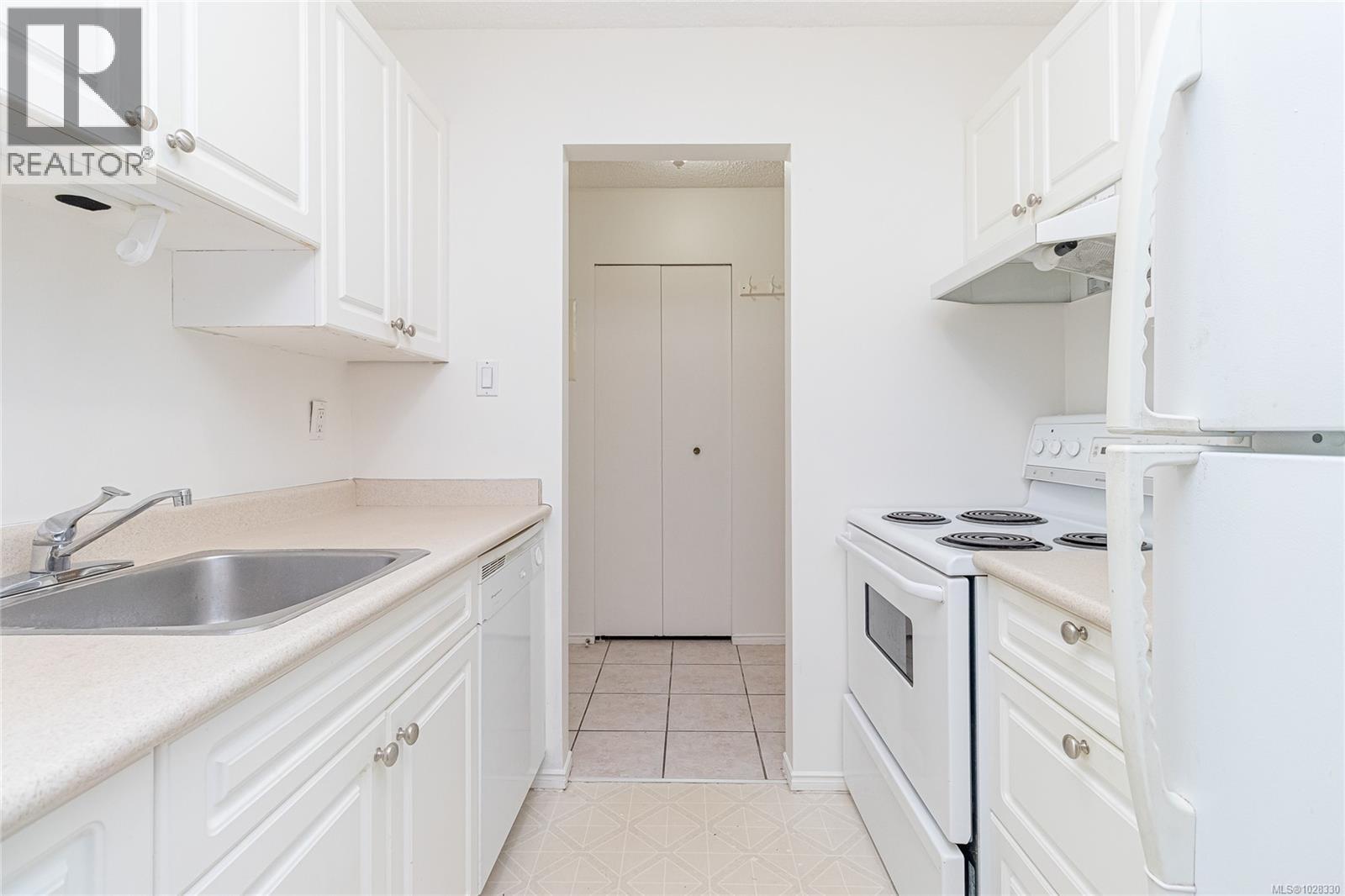 301 3251 Cowichan Lake Rd, Duncan, British Columbia  V9L 4B8 - Photo 15 - 1028330