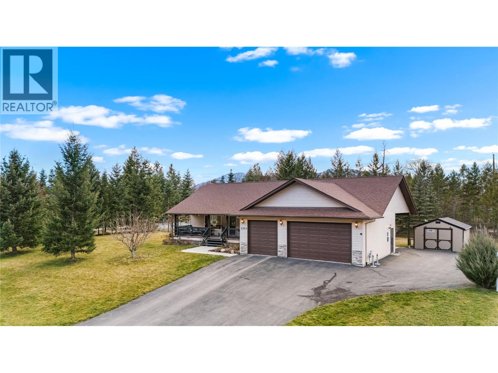 1333 8th Avenue N, Creston, British Columbia