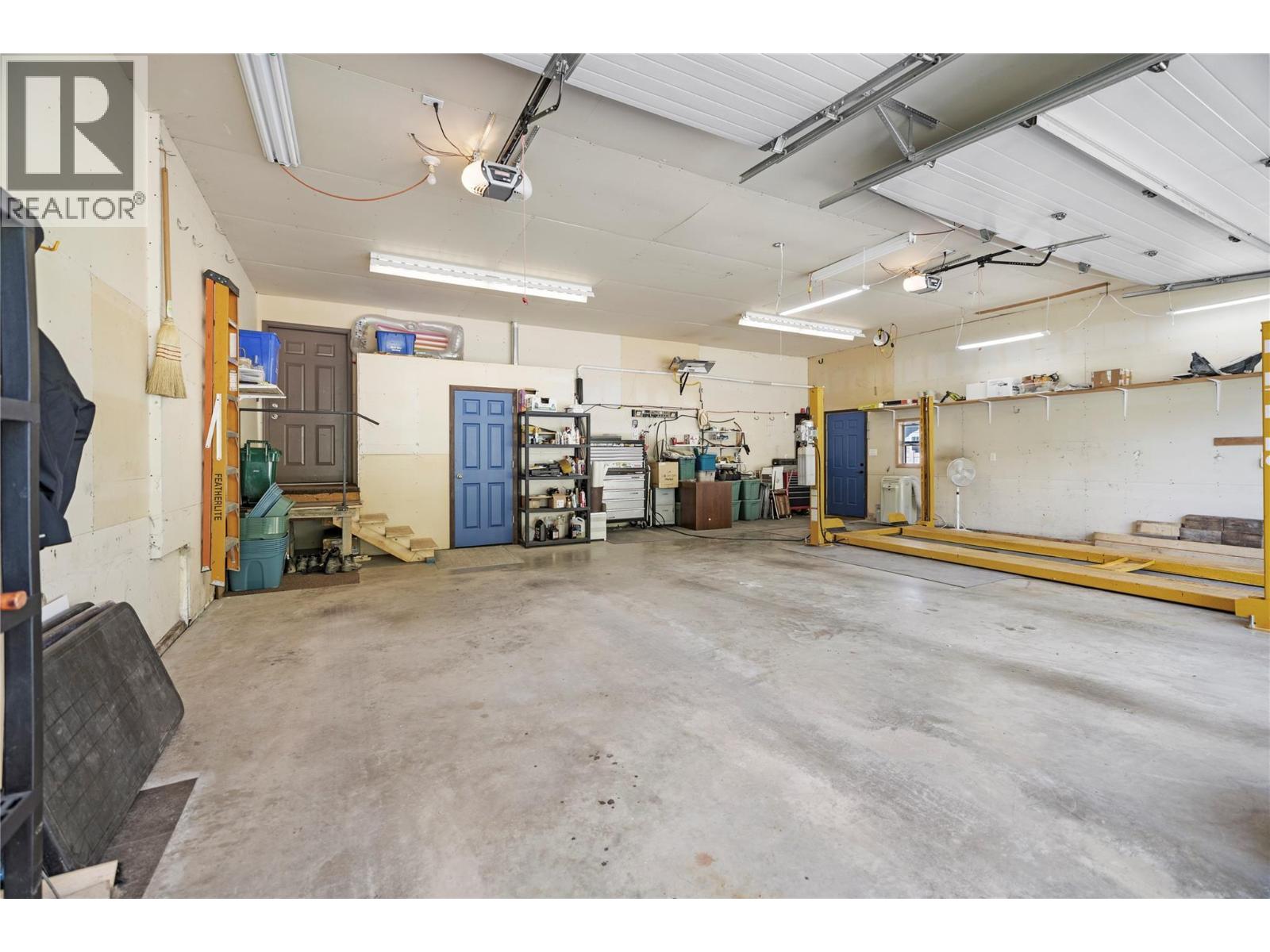 1333 8th Avenue N, Creston, British Columbia  V0B 1G6 - Photo 11 - 10378798