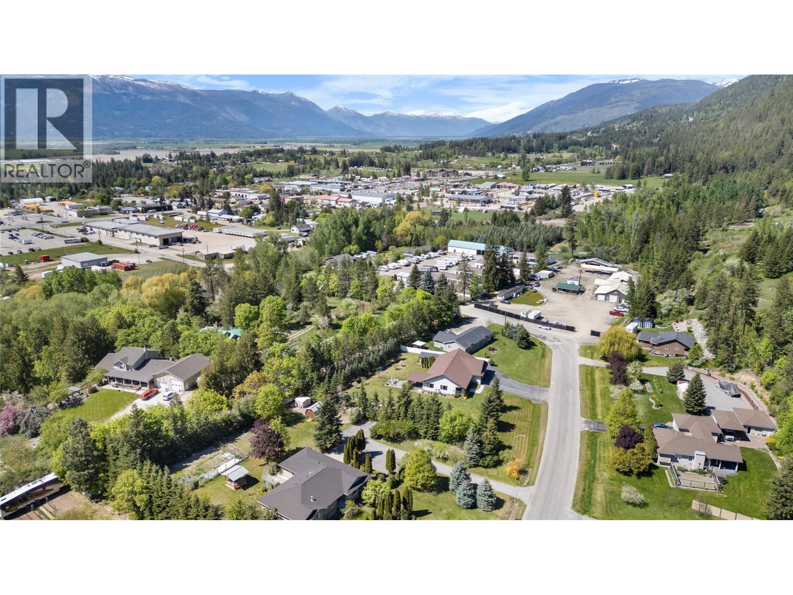 1333 8th Avenue N, Creston, British Columbia  V0B 1G6 - Photo 55 - 10378798