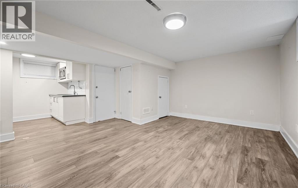 11 Rockwood Avenue, St. Catharines, Ontario  L2P 1E3 - Photo 32 - 40794830