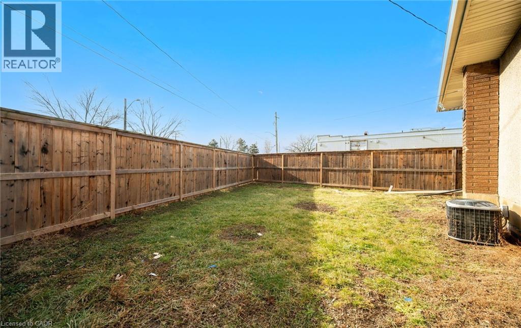 11 Rockwood Avenue, St. Catharines, Ontario  L2P 1E3 - Photo 48 - 40794830