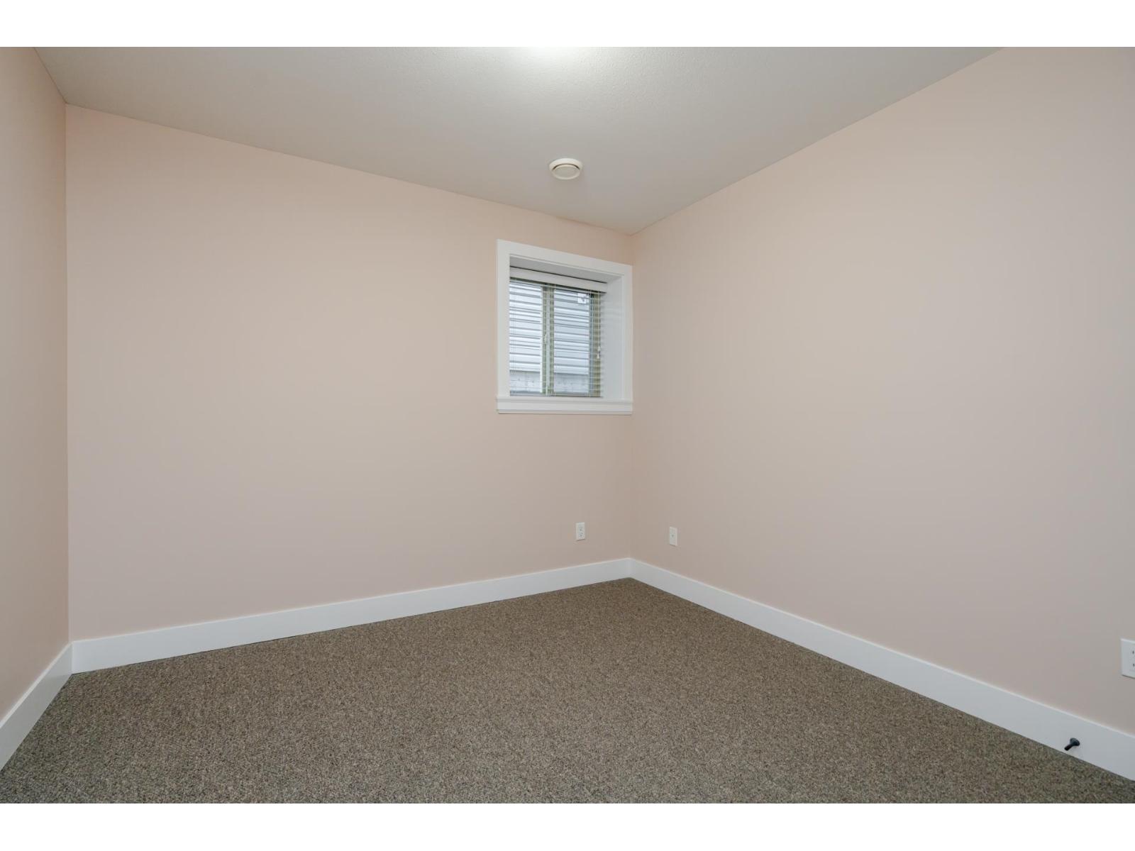 19586 72a Avenue, Surrey, British Columbia  V4N 3E8 - Photo 33 - R3098212