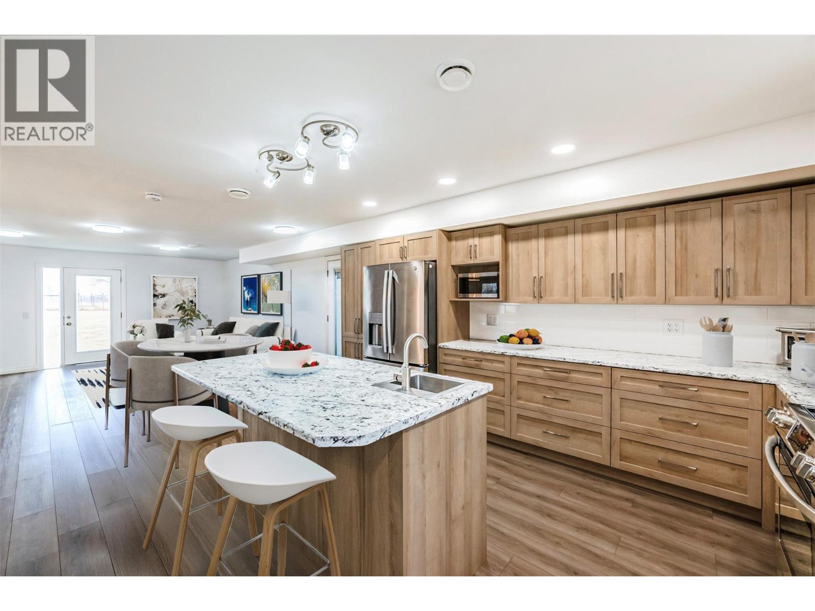 1969 Osprey Lane, Cawston, British Columbia  V0X 1C1 - Photo 8 - 10373277