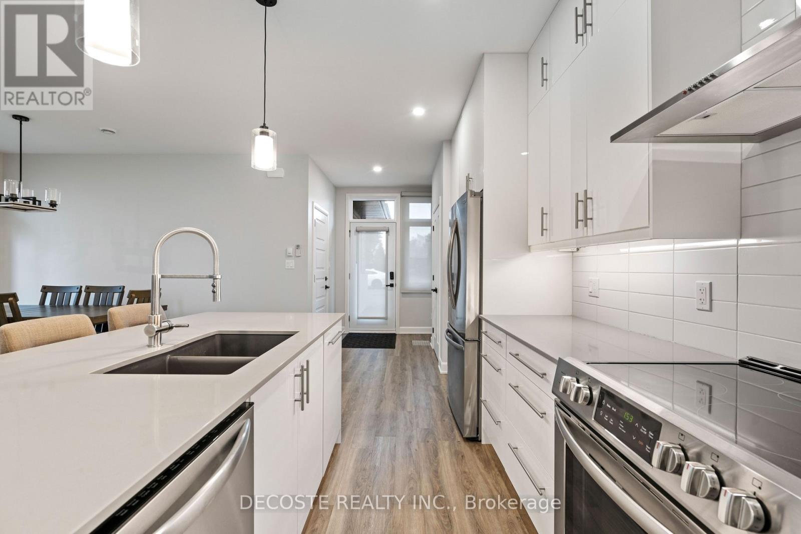 14 Elgin Street W, North Glengarry, Ontario  K0C 1A0 - Photo 11 - X12868096