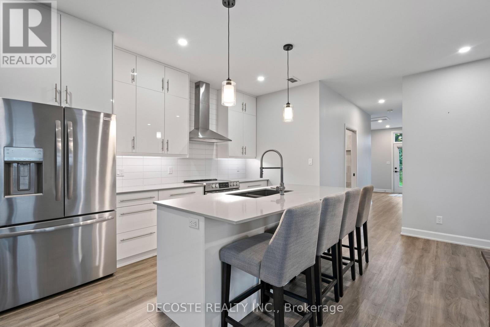 14 Elgin Street W, North Glengarry, Ontario  K0C 1A0 - Photo 8 - X12868096