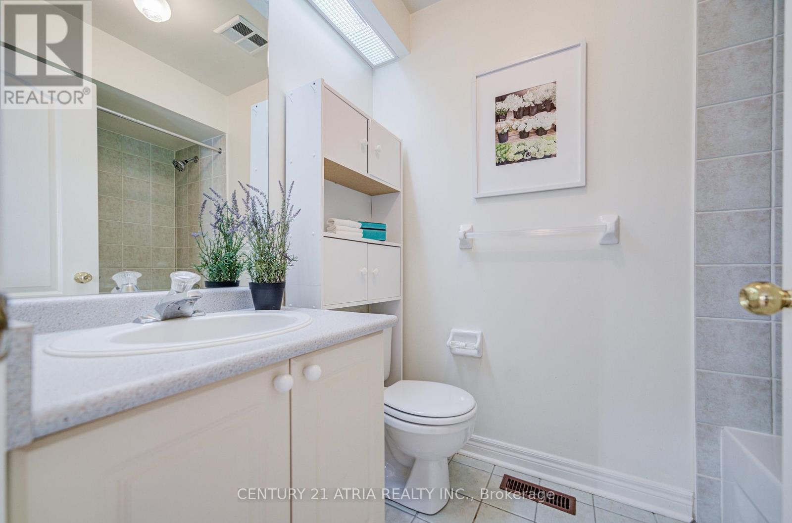 108 - 190 Harding Boulevard W, Richmond Hill, Ontario  L4C 0J9 - Photo 39 - N12868044