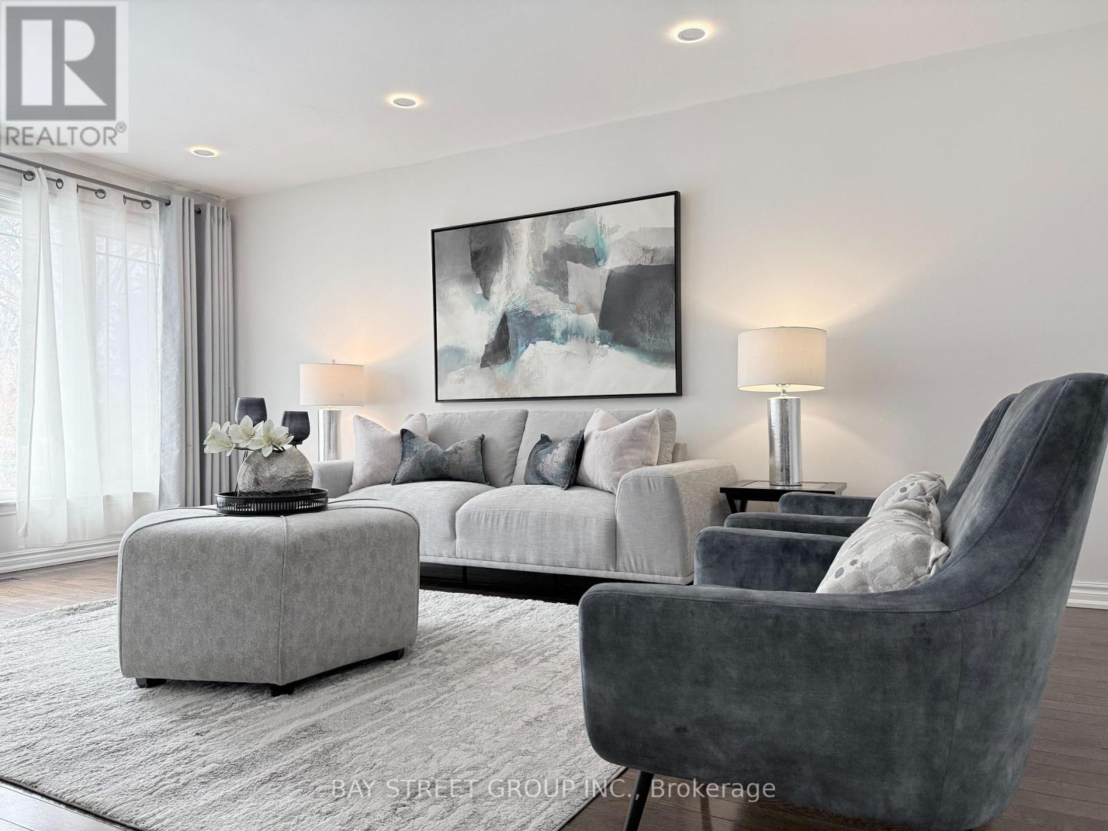 212 Risebrough Circuit, Markham, Ontario  L3R 3H9 - Photo 13 - N12851840