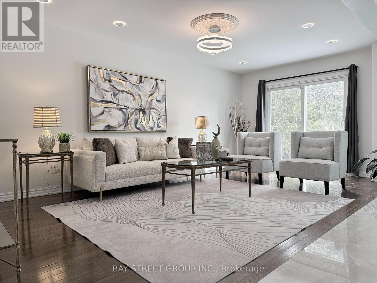 212 Risebrough Circuit, Markham, Ontario  L3R 3H9 - Photo 4 - N12851840