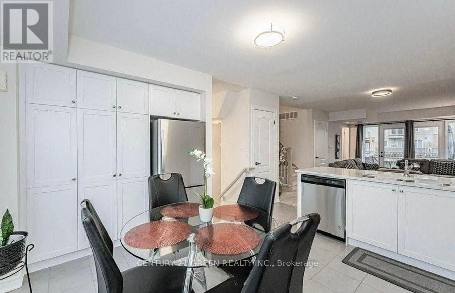 10 - 124 Watson Parkway W, Guelph, Ontario  N1E 6X8 - Photo 5 - X12862880