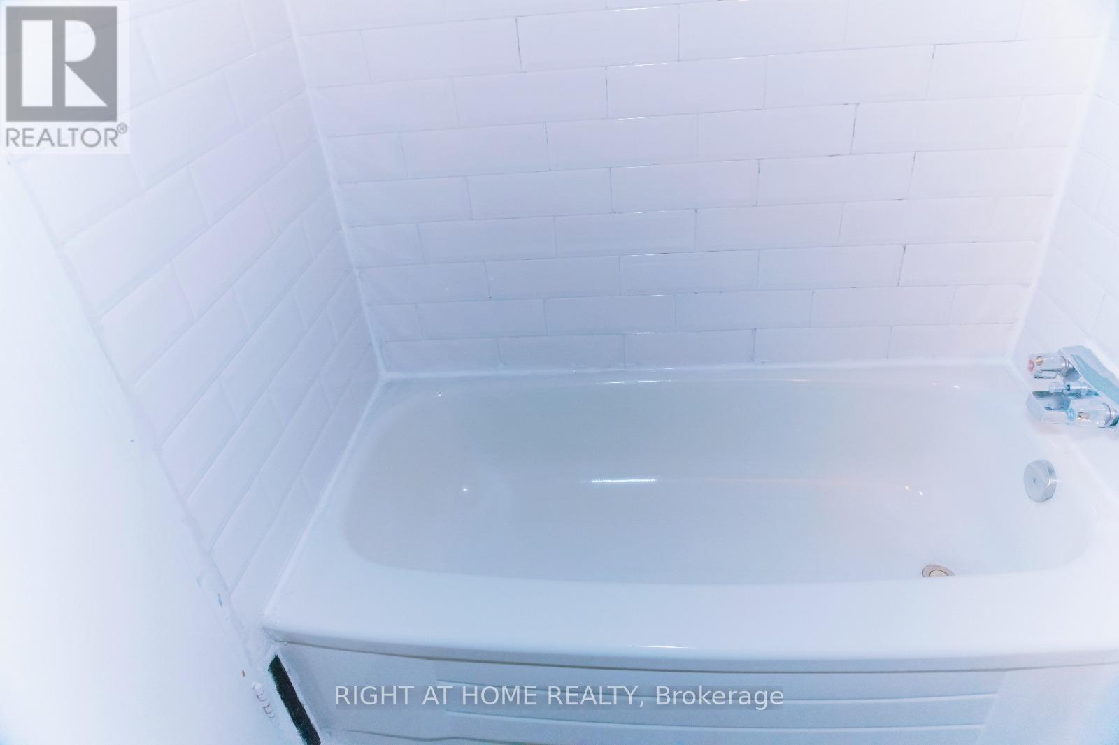 1516 - 2871 Richmond Road, Ottawa, Ontario  K2B 8M5 - Photo 21 - X12864266