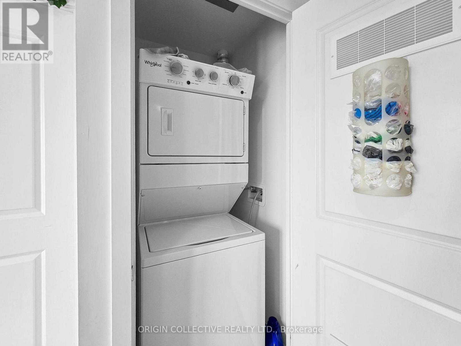 1010 - 4675 Metcalfe Avenue, Mississauga (Central Erin Mills), Ontario  L5M 0Z8 - Photo 19 - W12867920