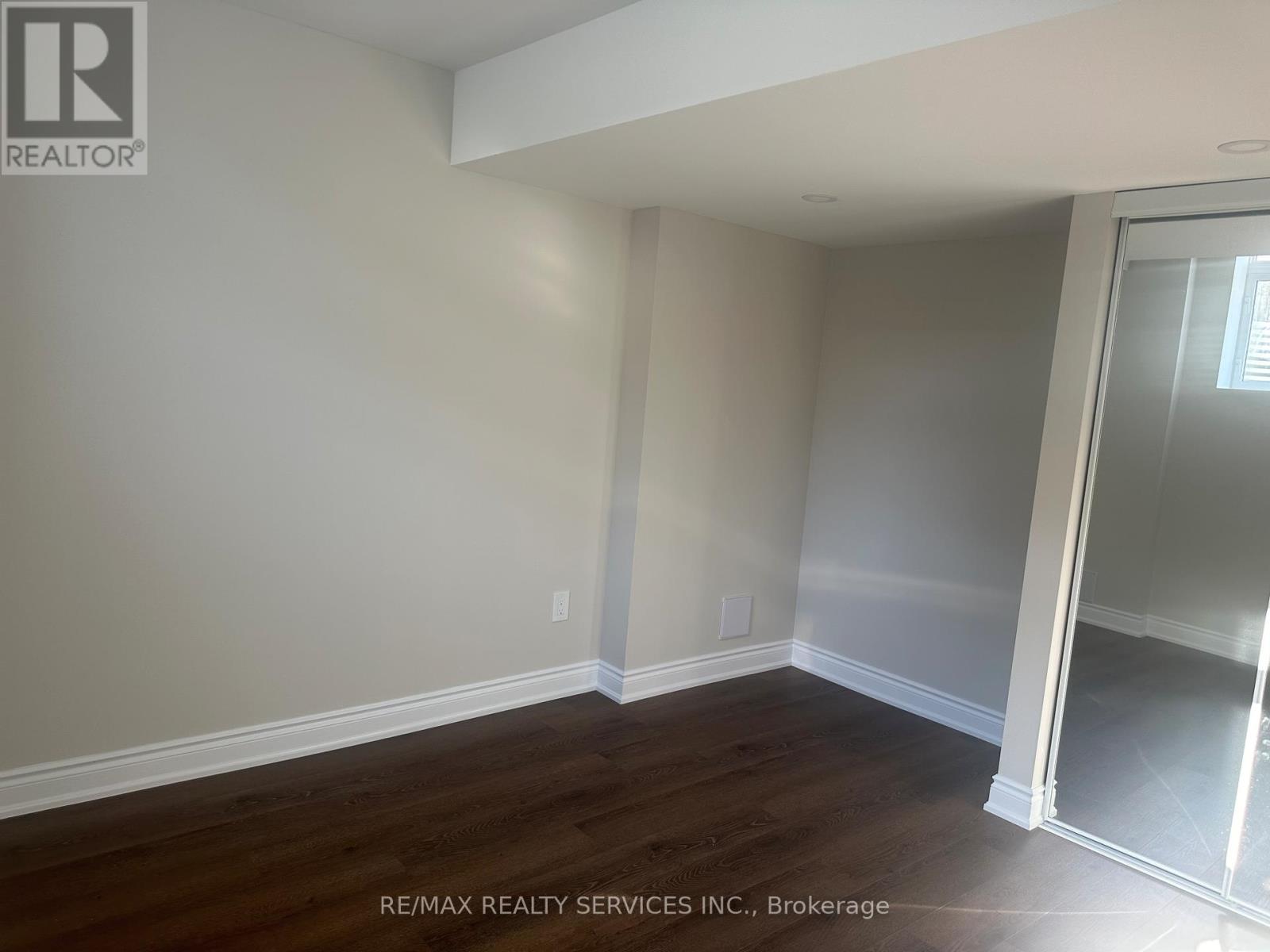 Basement - 15 Powell Drive, Brampton (Sandringham-Wellington), Ontario  L6R 0K9 - Photo 4 - W12867980