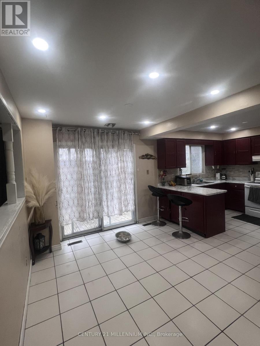 175 Vodden Street W, Brampton (Brampton West), Ontario  L6X 2W8 - Photo 10 - W12868130