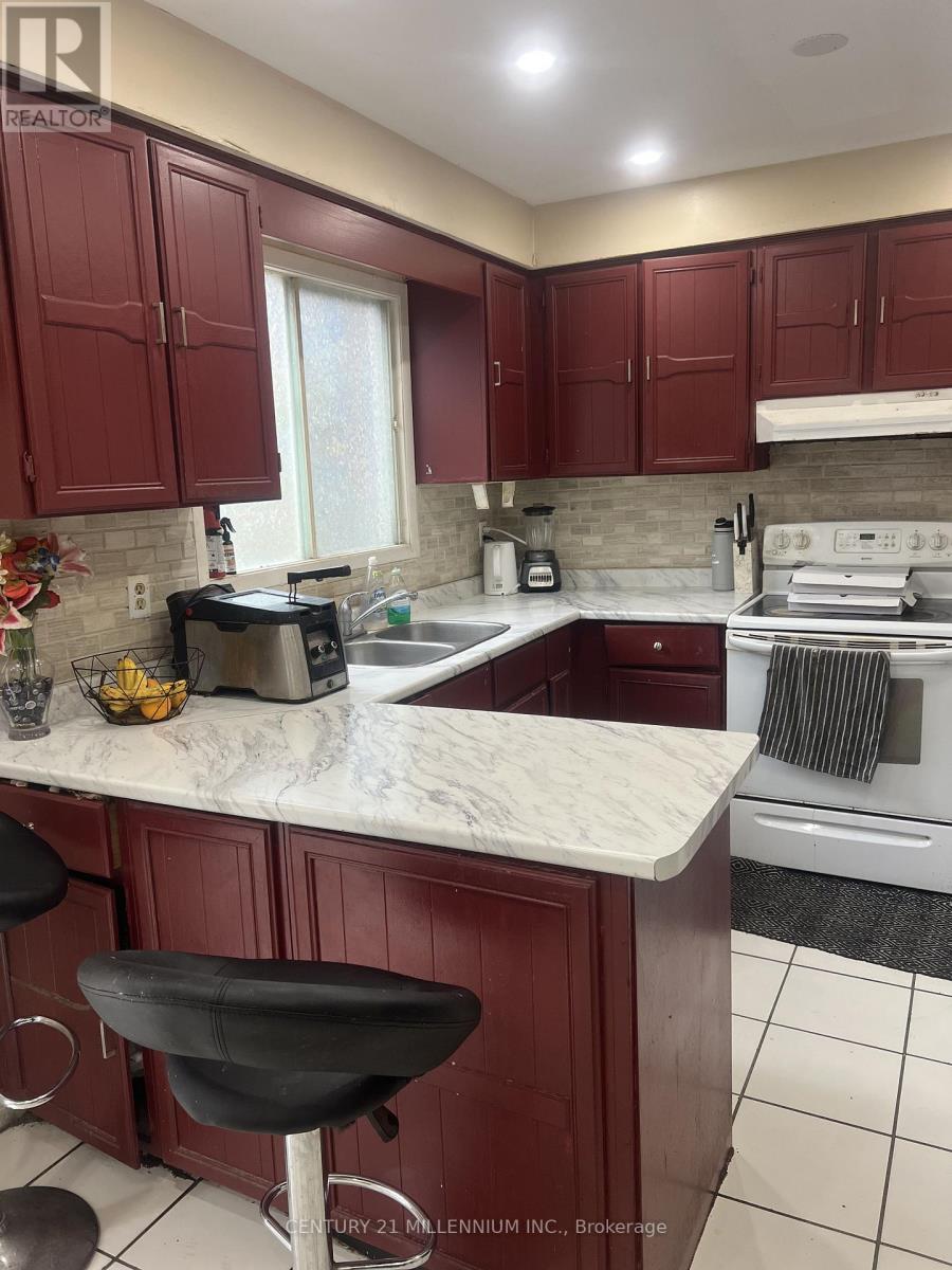 175 Vodden Street W, Brampton (Brampton West), Ontario  L6X 2W8 - Photo 6 - W12868130