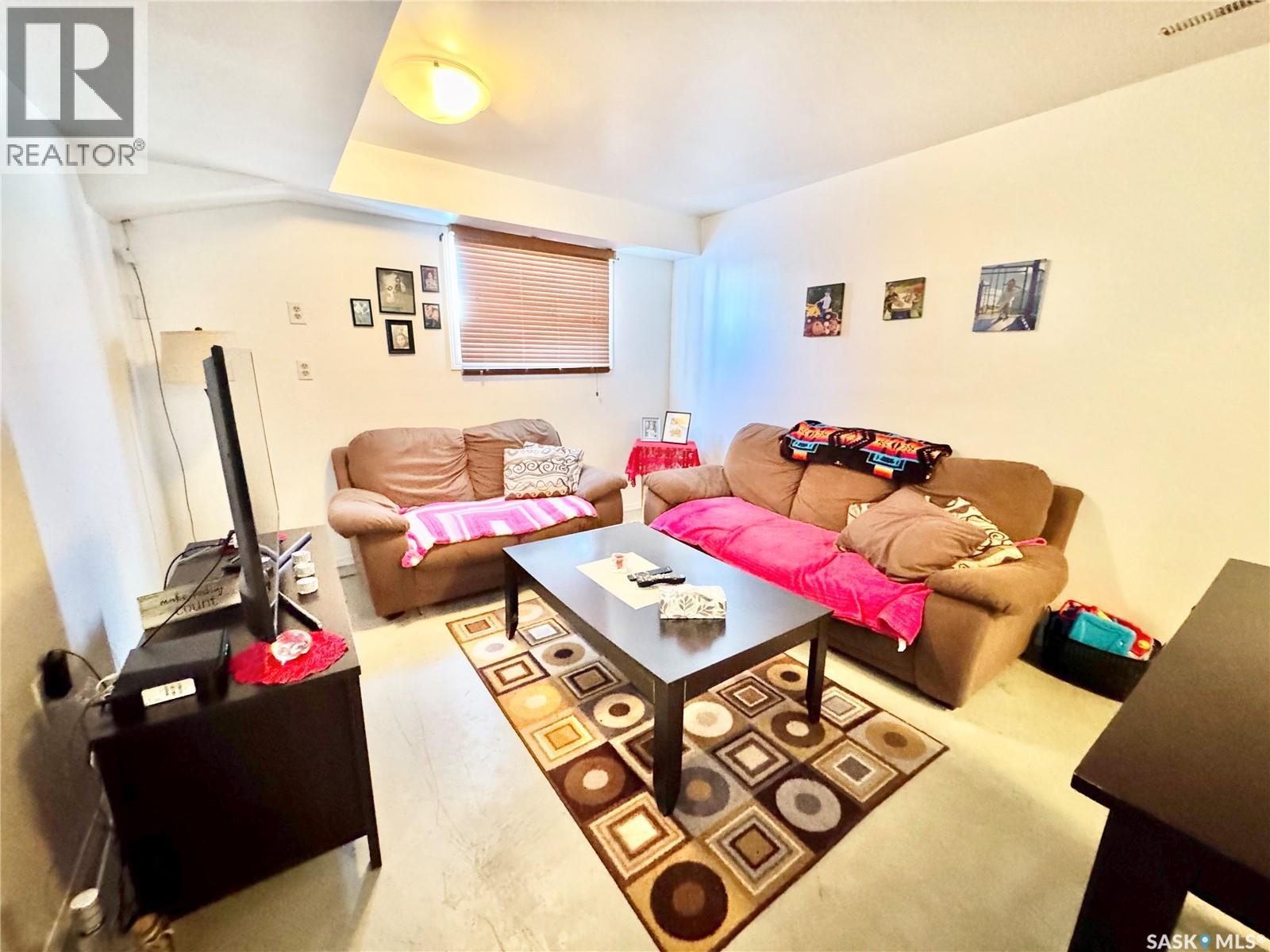 1001 12th Street W, Prince Albert, Saskatchewan  S6V 3C9 - Photo 6 - SK030125