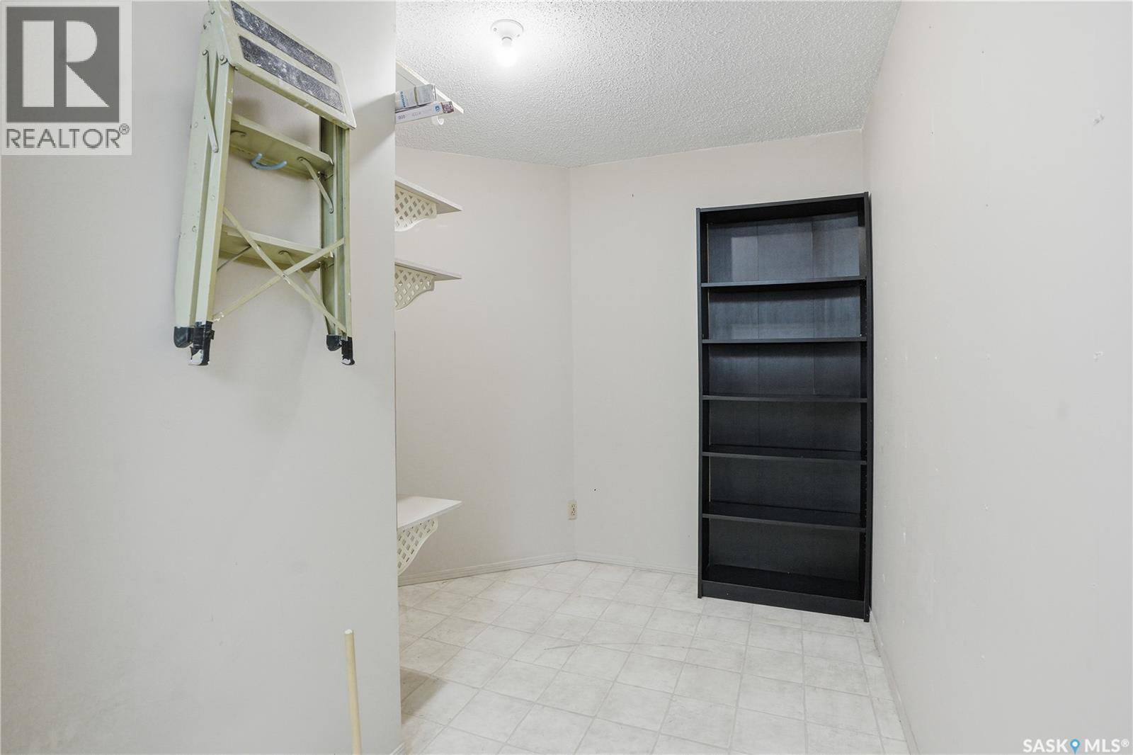 304 706 Confederation Drive, Saskatoon, Saskatchewan  S7L 5R7 - Photo 19 - SK030074