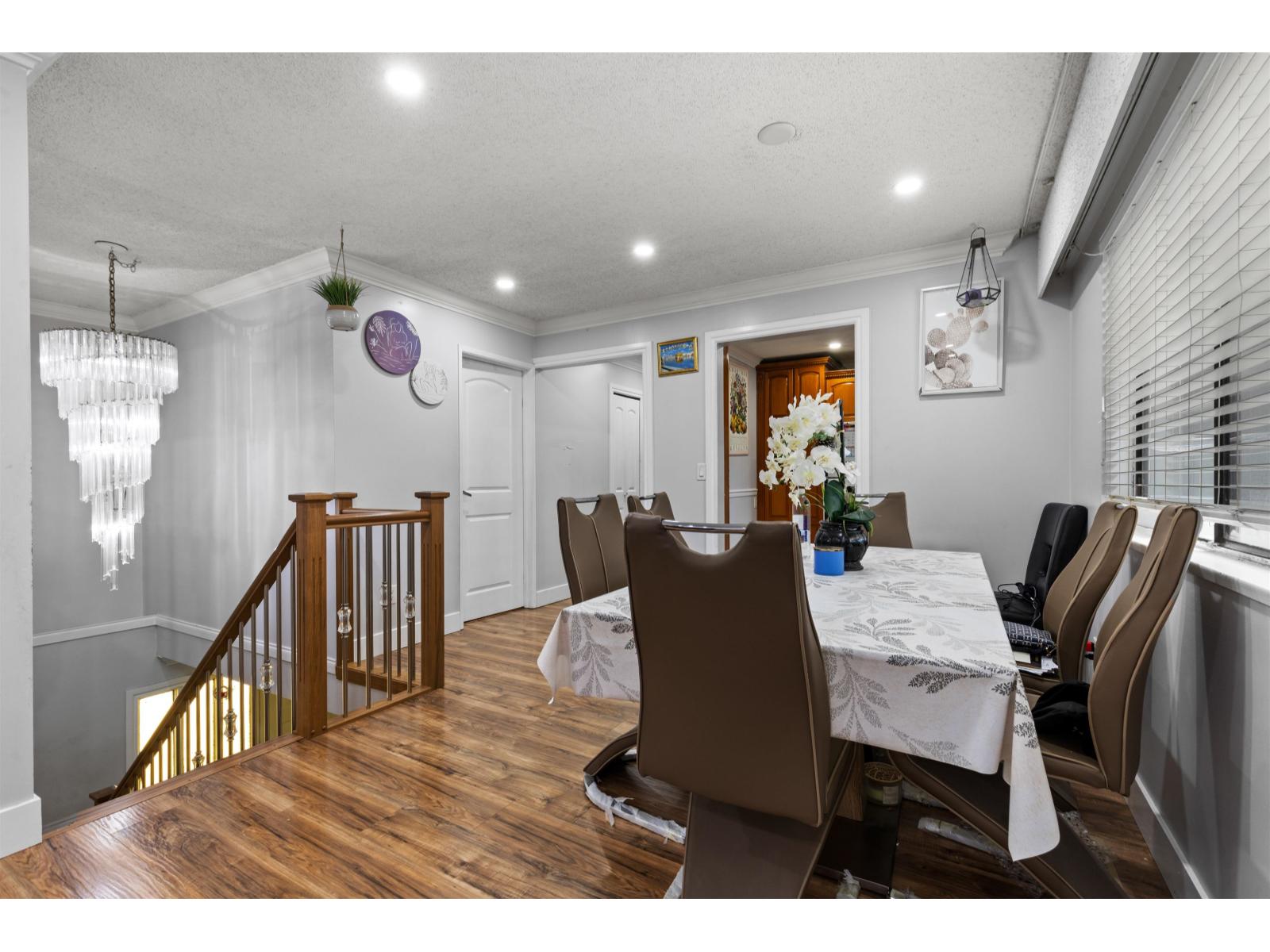 8864 Ursus Crescent, Surrey, British Columbia  V3V 6L4 - Photo 8 - R3098300