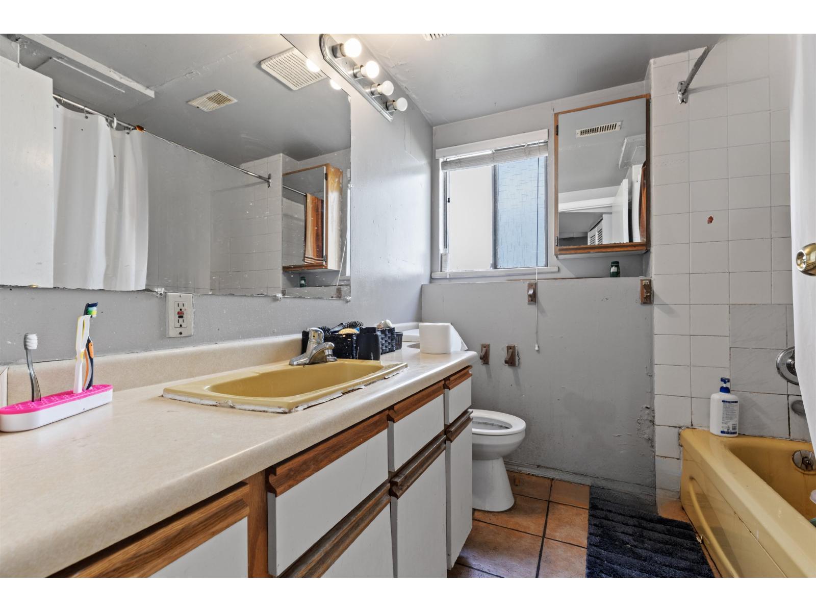 8864 Ursus Crescent, Surrey, British Columbia  V3V 6L4 - Photo 24 - R3098300