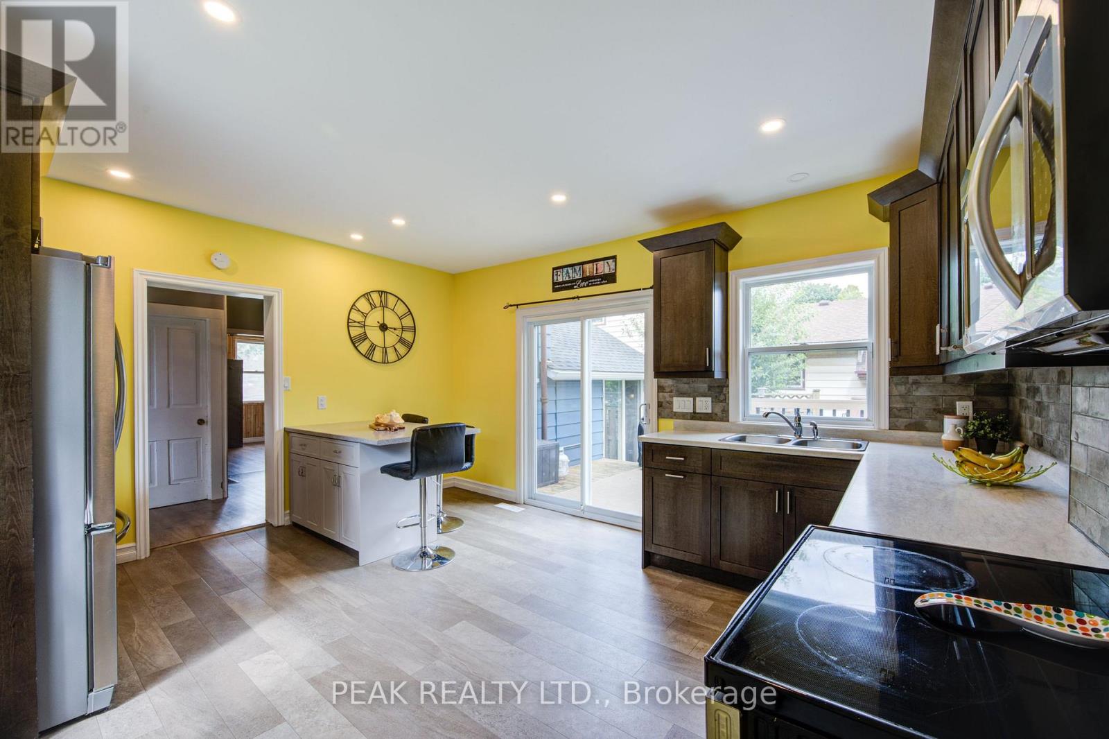 37 Decew Street W, East Zorra-Tavistock, Ontario  N0B 2R0 - Photo 14 - X12868106