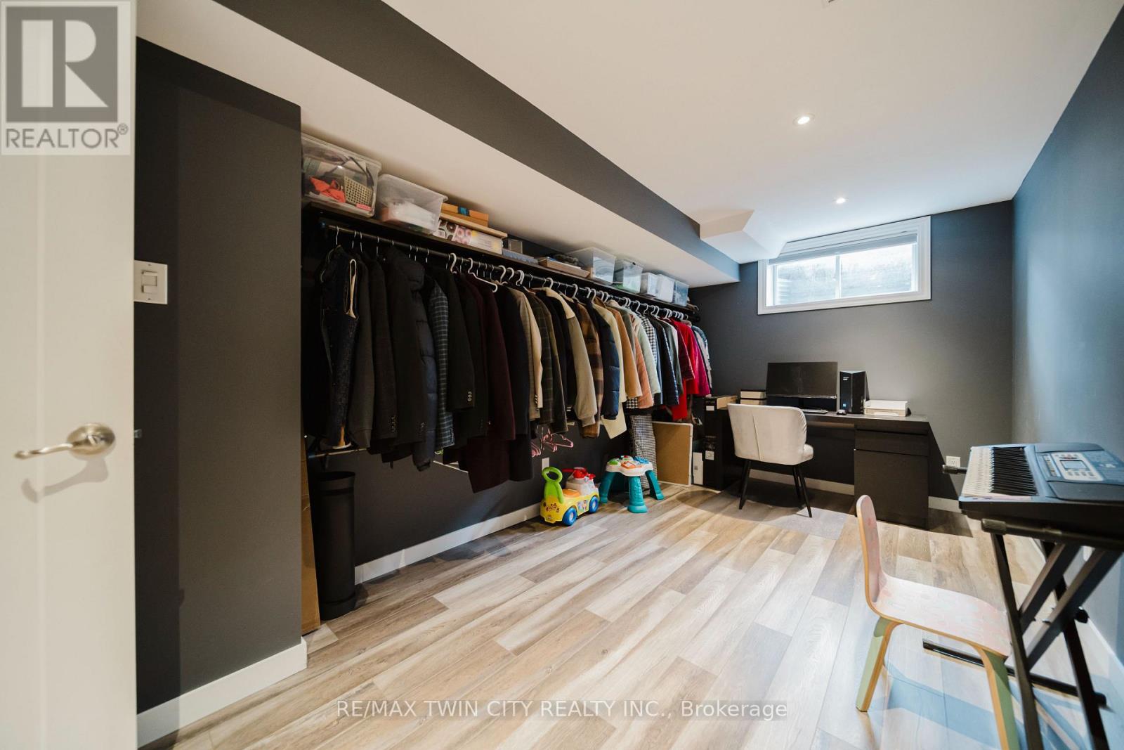 2 - 214 Snyder's Road E, Wilmot, Ontario  N3A 0A6 - Photo 39 - X12868112